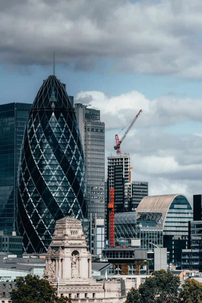 aerial view of london skyline with the iconic gher 2026 01 07 23 29 10 utc.webp