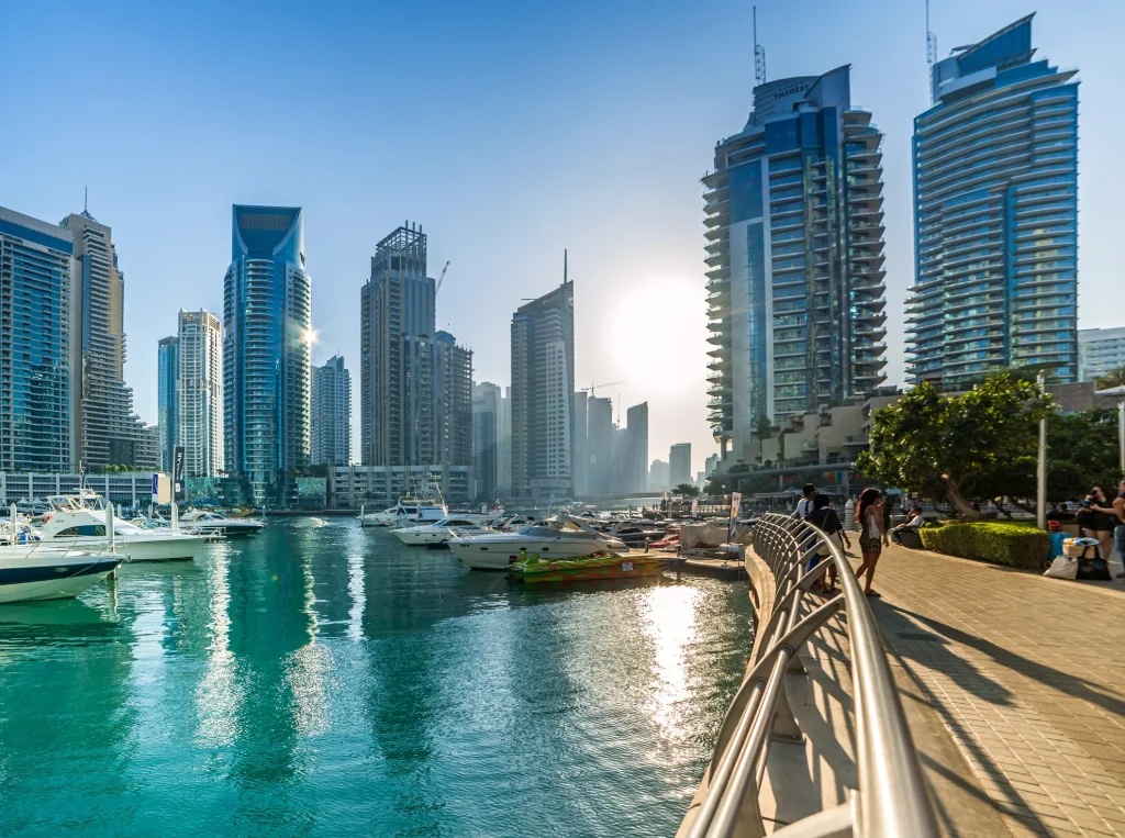 dubai marina.webp