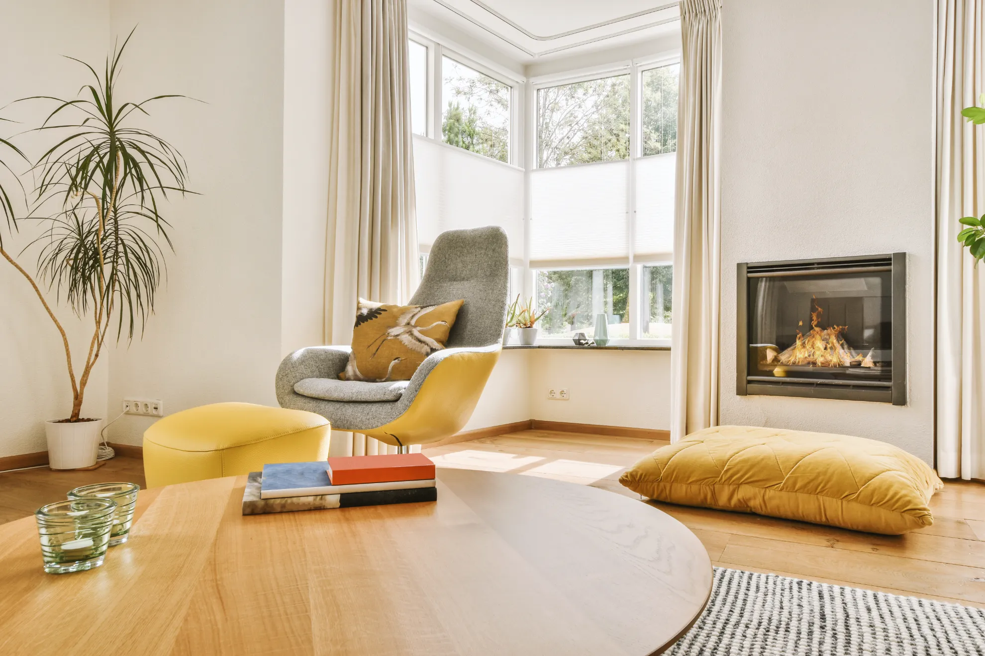 studio apartment interior with wooden furniture 2026 03 18 11 09 08 utc.webp